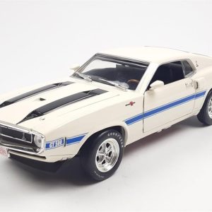 AutoWorld AMM1229 1/18 Ölçek