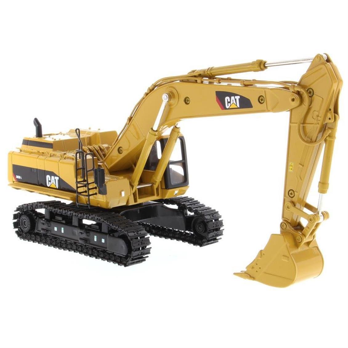 Sergilemeye Hazır Metal İş Makinası Modeli