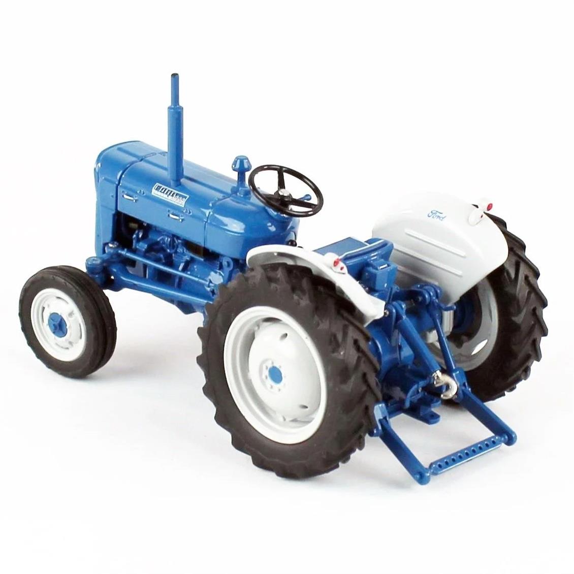 Sergilemeye Hazır Metal Tarımsal Makina Modeli