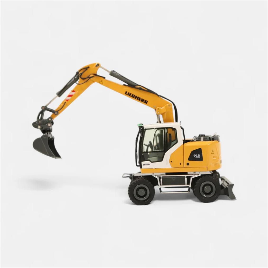 NZG 1096 1/50 Ölçek, Liebherr A918 Compact Generation-8 Lastik Tekerli Ekskavatör, Sergilemeye Hazır Metal Model - Görsel 4